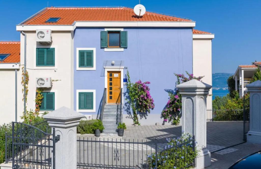 Apartment Livia Slatine Exterior foto